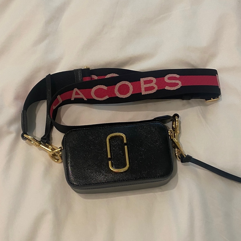 Marc Jacobs Black Camera Crossbody with Pink Logo Strap